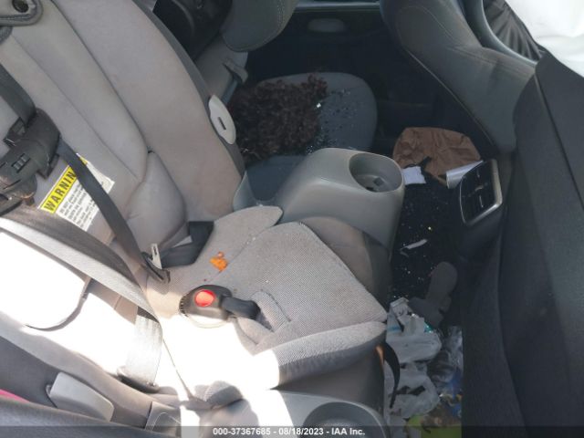 5XYPG4A37KG564266 KIA SORENTO LX
