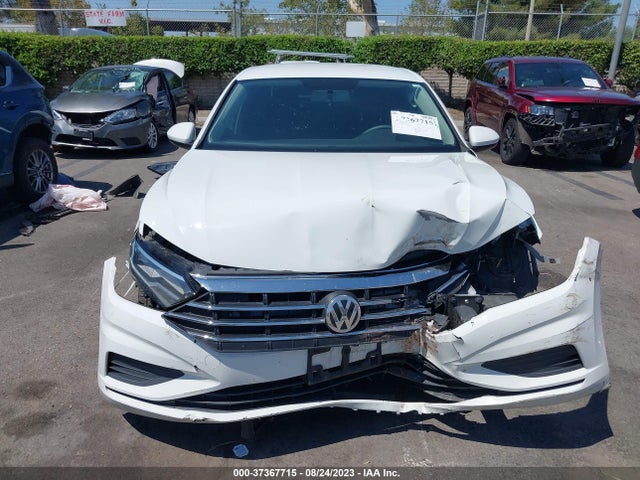 3VWC57BUXMM002166 Volkswagen Jetta S/se/r-line