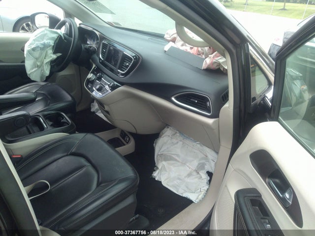 2C4RC1DG0LR264504 Chrysler Voyager Lxi