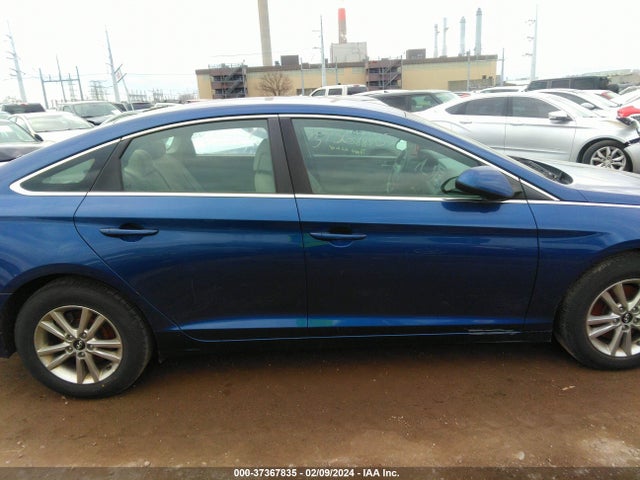 Hyundai Sonata 2016 5NPE24AF8GH398372 Image 12