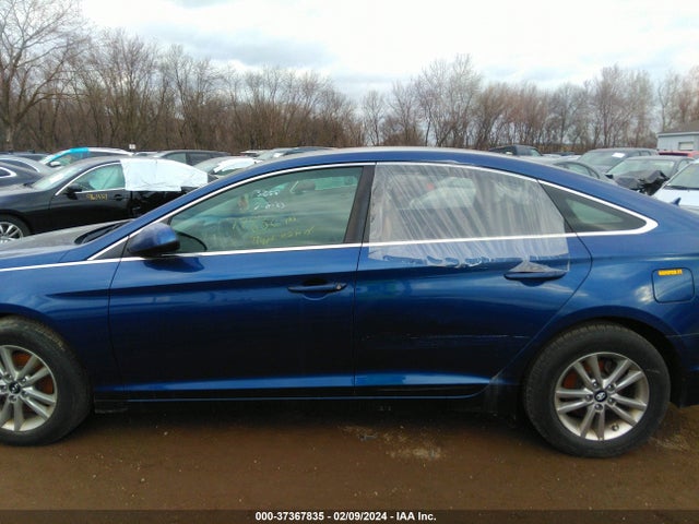 Hyundai Sonata 2016 5NPE24AF8GH398372 Image 13