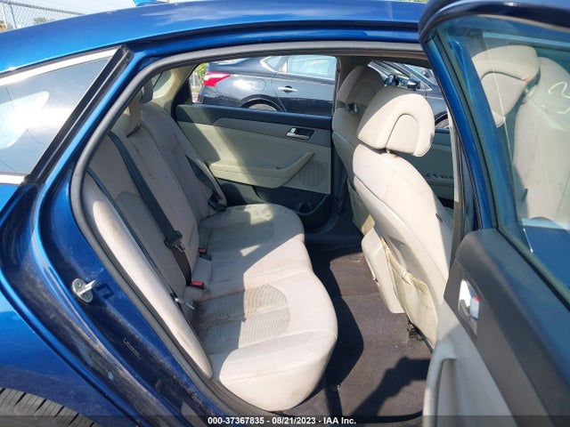 Hyundai Sonata 2016 5NPE24AF8GH398372 Image 8