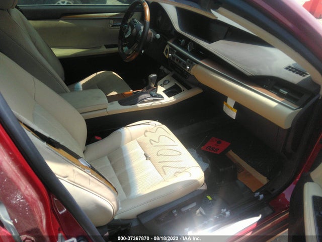 2017 Lexus ES, VIN: JTHBW1GG3H2164177