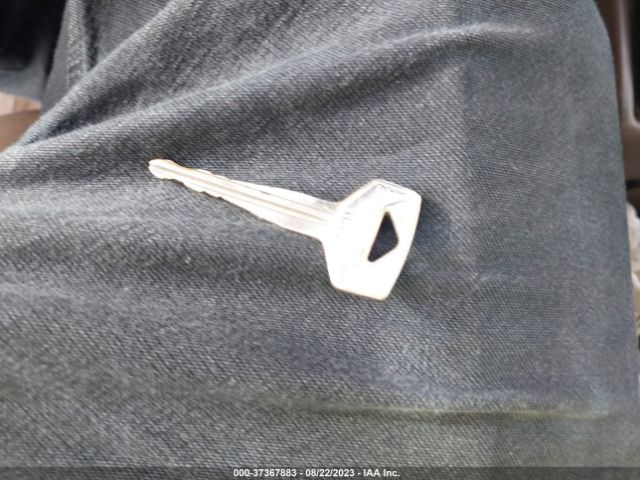 1997 TOYOTA LAND CRUISER JT3HJ85J0V0173738 Photo 10