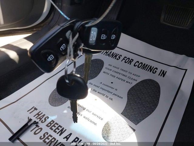 Hyundai ELANTRA SE 2016 5NPDH4AE5GH750406 Image 3