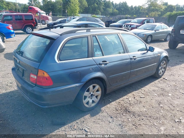 2002 BMW 3 SERIES 325XI VIN: WBAEP33442PF00979