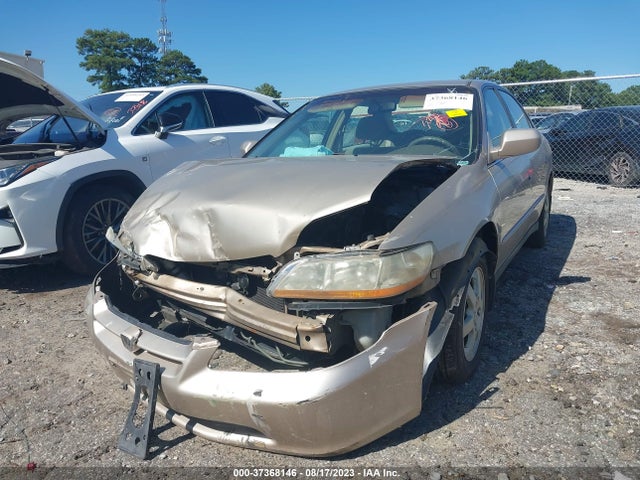 2000 HONDA ACCORD SDN SE VIN: 1HGCG5673YA118853