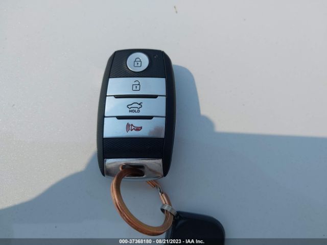 5XXGR4A60FG450365 KIA Optima Sxl Turbo