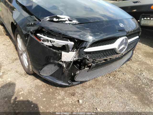 WDD3G4FB9KW001968 Mercedes-Benz A-class A 220