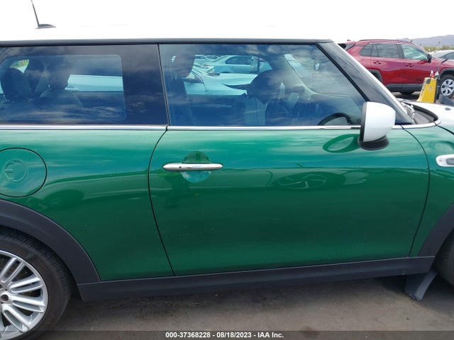 Mini Hardtop 2 Door Cooper Se 2021 WMWXP3C02M2N47317 Image 13