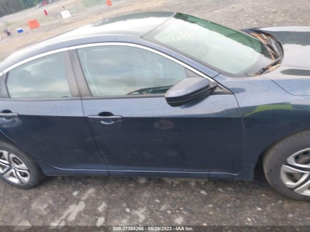 19XFC2F59JE026671 Honda Civic Sedan Lx