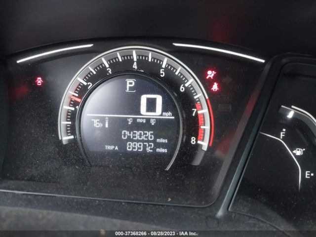 19XFC2F59JE026671 Honda Civic Sedan Lx