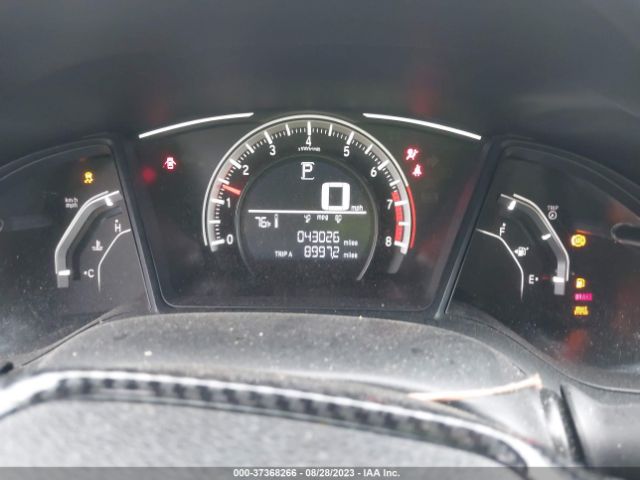 19XFC2F59JE026671 Honda Civic Sedan Lx