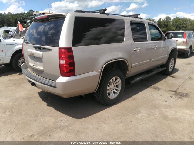 37368359 :رقم المزاد ، 3GNFK163X7G105945 vin ، 2007 Chevrolet Suburban Lt مزاد بيع