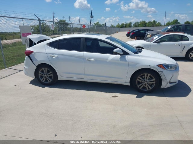 Hyundai Elantra Value Edition 2017 5NPD84LF7HH186698 Image 13