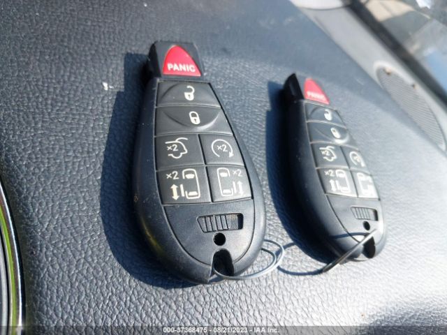 2C4RDGCG4KR529828 Dodge Grand Caravan Sxt