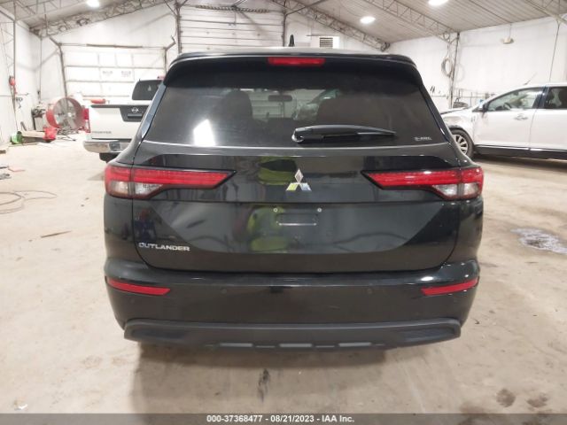 JA4J4TA84NZ045888 Mitsubishi Outlander Es