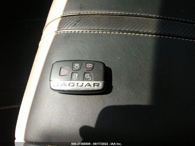 2016 Jaguar F-TYPE, VIN: SAJWJ6DL1GMK23750