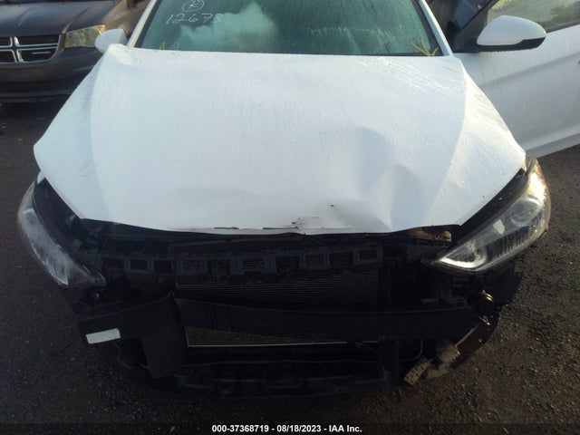 Hyundai ELANTRA SEL 2018 5NPD84LF1JH242074 Image 6