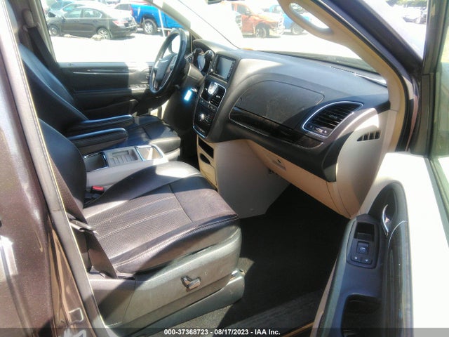 2C4RC1CG8FR675509 Chrysler Town & Country Touring-l