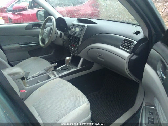 2011 SUBARU FORESTER 2.5X PREMIUM VIN: JF2SHADC3BH704226