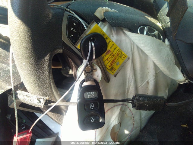 2012 HYUNDAI ELANTRA GLS VIN: 5NPDH4AE6CH108884