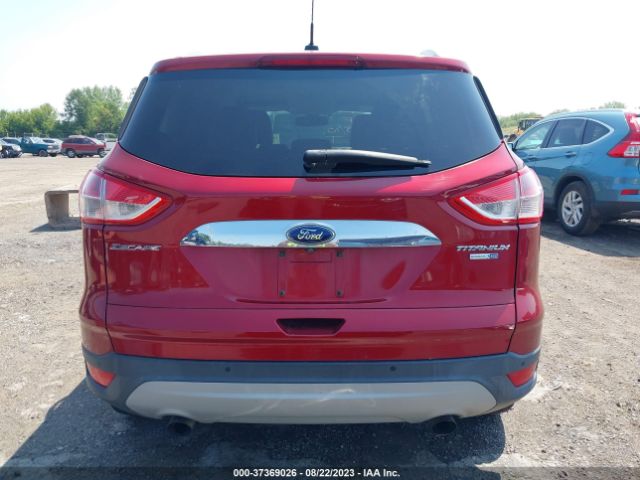 1FMCU9J98EUB23639 Ford Escape Titanium