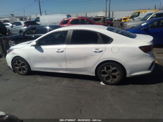 3KPF24AD4ME339113 KIA Forte Lxs