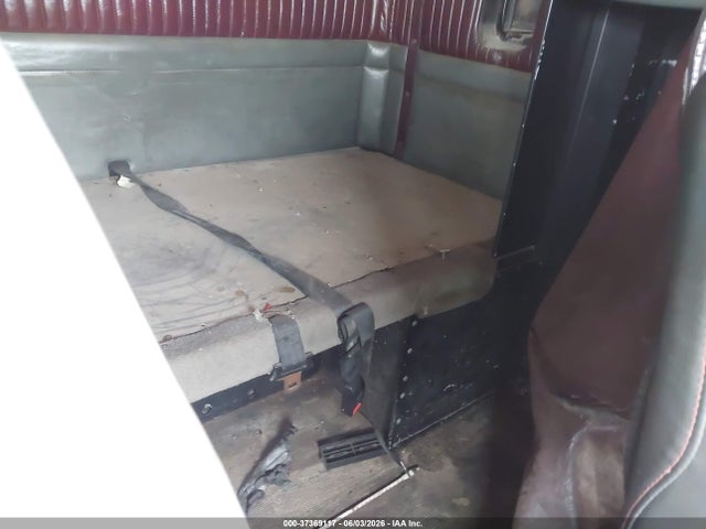 1997 Kenworth T800 T800 მანქანა იყიდება აუქციონზე, vin: 1XKDDB9XXVR665822, აუქციონის ნომერი: 37369117