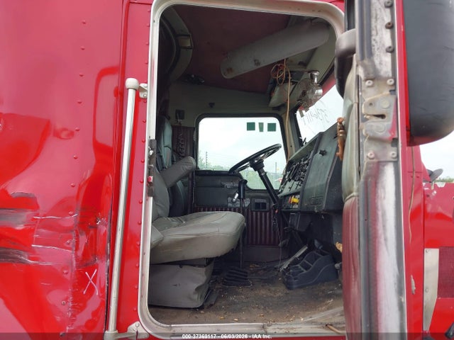 1997 Kenworth T800 T800 მანქანა იყიდება აუქციონზე, vin: 1XKDDB9XXVR665822, აუქციონის ნომერი: 37369117