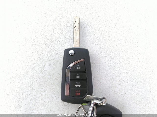 2020 TOYOTA COROLLA LE VIN: JTDEPRAE7LJ089676