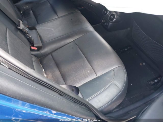 KNAE15LA5J6021281 KIA Stinger Base