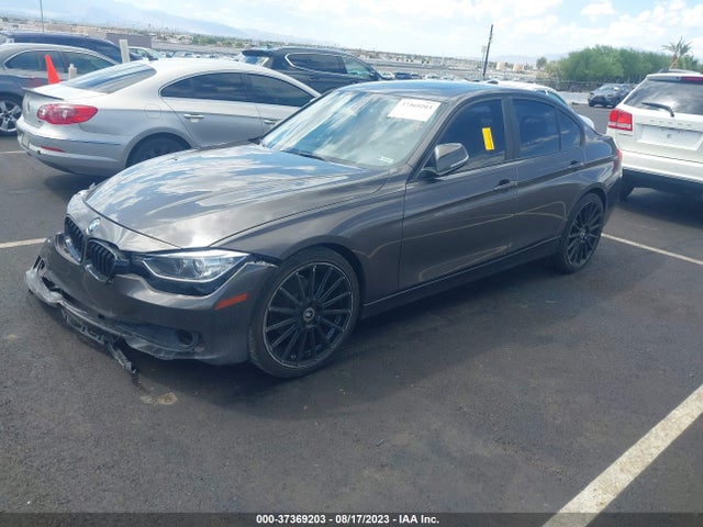 WBA3C3C51EP661223 BMW 320i Xdrive