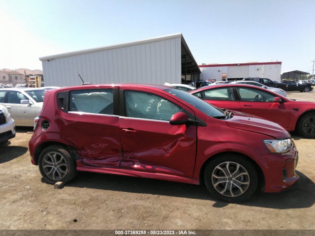 Chevrolet Sonic Lt Auto 2019 1G1JD6SB0K4134621 Image 13