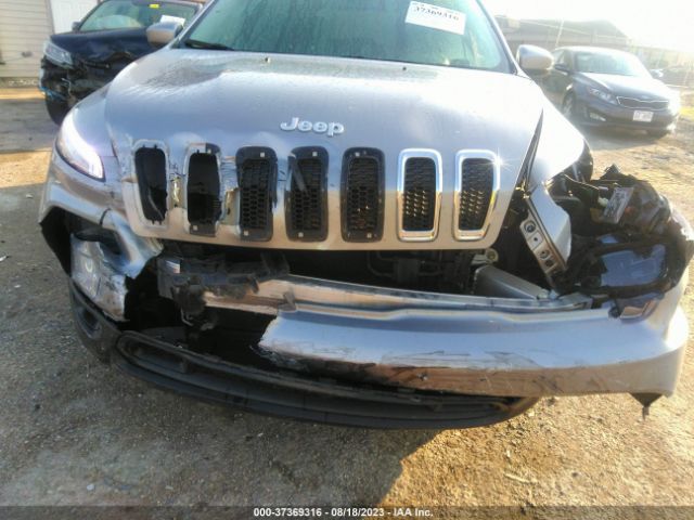 1C4PJMCS3FW687853 Jeep Cherokee Latitude