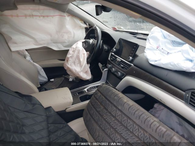 1HGCV2F90JA002148 Honda Accord Sedan Touring 2.0t