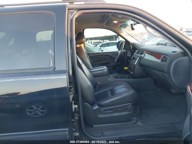 2011 CHEVROLET AVALANCHE LT VIN: 3GNMCFE07BG138760