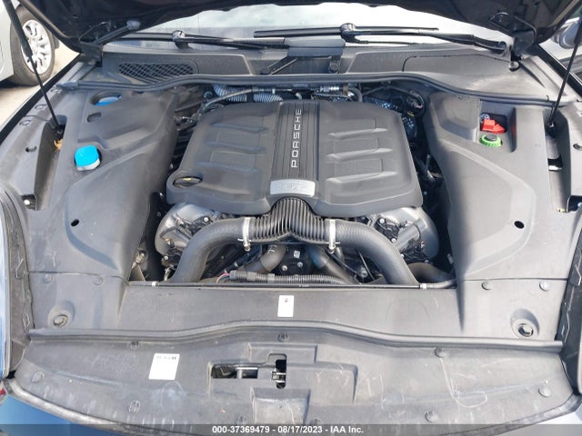 2017 PORSCHE CAYENNE WP1AB2A27HLA50171 Photo 9