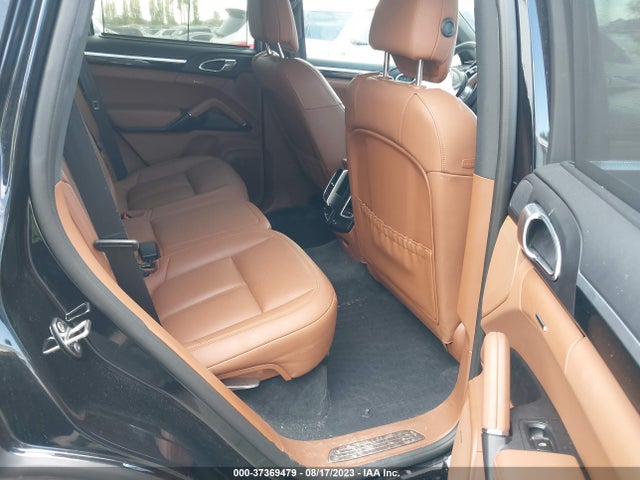 2017 PORSCHE CAYENNE WP1AB2A27HLA50171 Photo 7