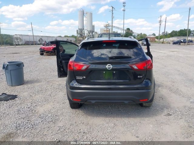 JN1BJ1CP8HW024305 Nissan Rogue Sport Sv
