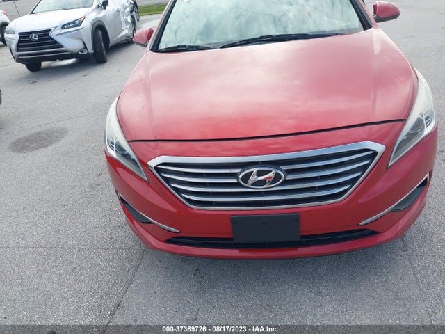 Hyundai SONATA SE 2017 5NPE24AF6HH526013 Image 12