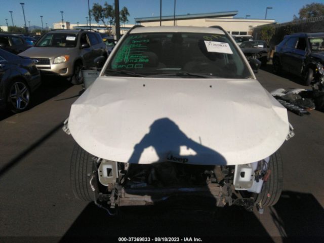 3C4NJCAB1JT213595 Jeep Compass Sport