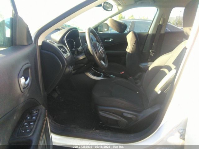 3C4NJCAB1JT213595 Jeep Compass Sport