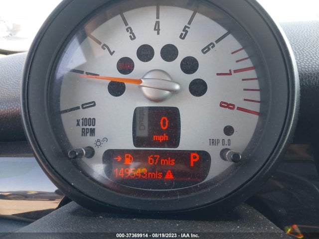 2011 MINI COOPER HARDTOP S VIN: WMWSV3C56BTY14350