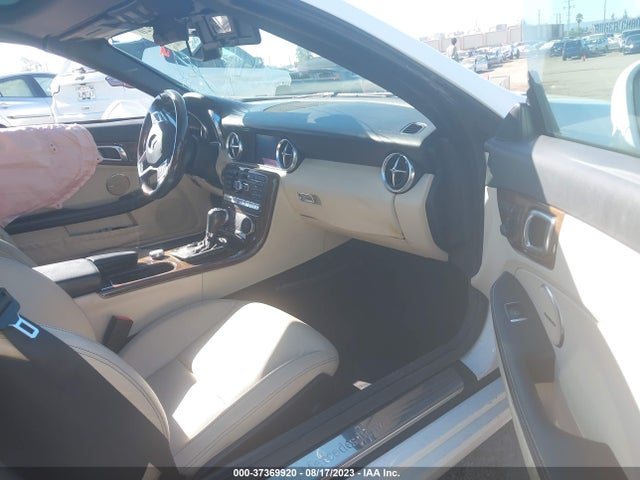 2015 Mercedes-Benz SLK-Class, VIN: WDDPK4HA8FF100145
