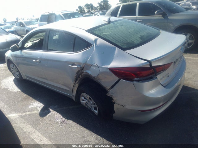 Hyundai ELANTRA SE 2018 5NPD74LF5JH395401 Image 9