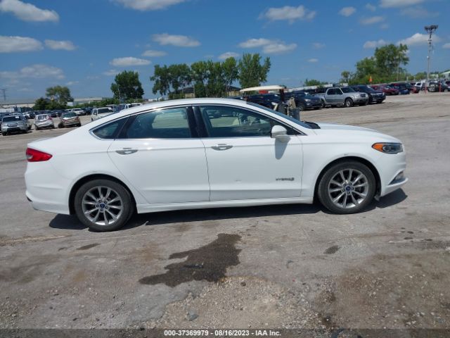 3FA6P0LU5HR409116 Ford Fusion Hybrid Se