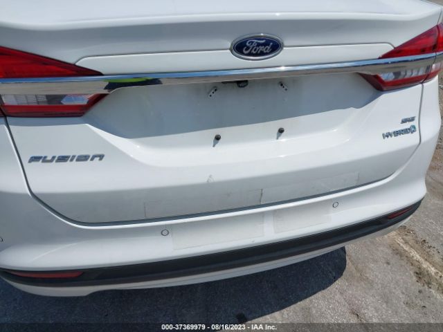 3FA6P0LU5HR409116 Ford Fusion Hybrid Se