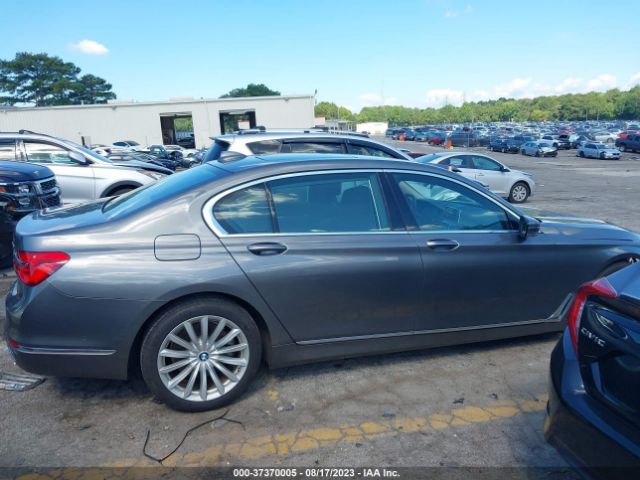 WBA7E2C57GG548157 BMW 7 Series 740i