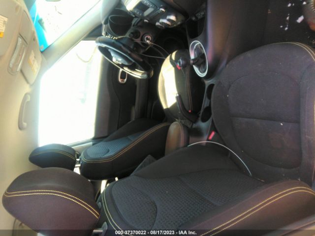 KNDJP3A50E7018184 KIA SOUL +